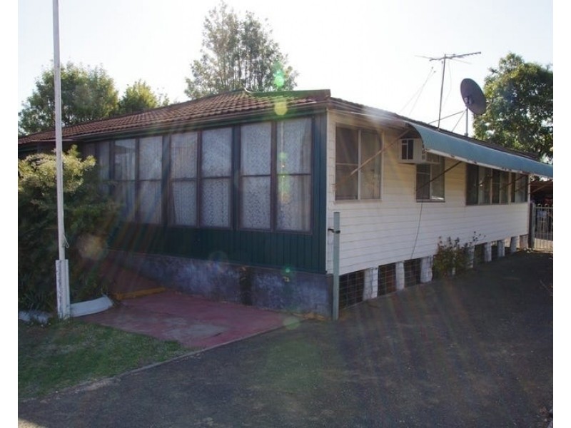 15 Short Street, Wee Waa NSW 2388