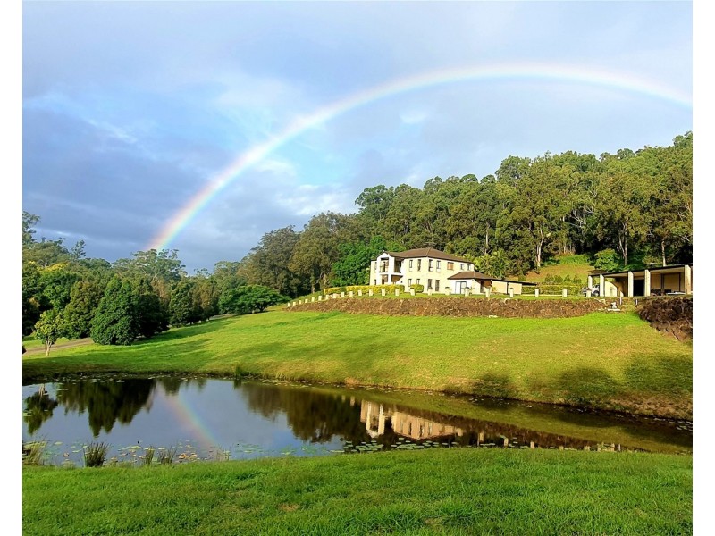 122  FAIRVIEW DRIVE, Willow Vale QLD 4209