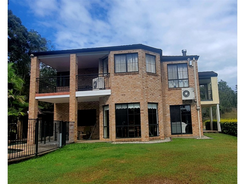 122  FAIRVIEW DRIVE, Willow Vale QLD 4209