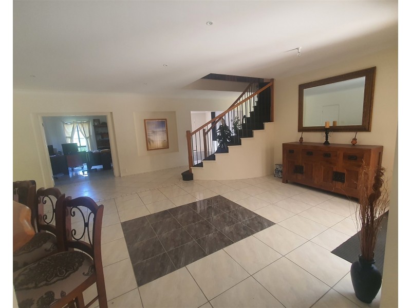 122  FAIRVIEW DRIVE, Willow Vale QLD 4209