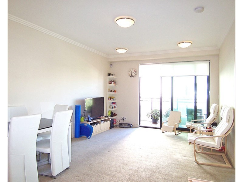 31/11 Bay Drive, Meadowbank NSW 2114