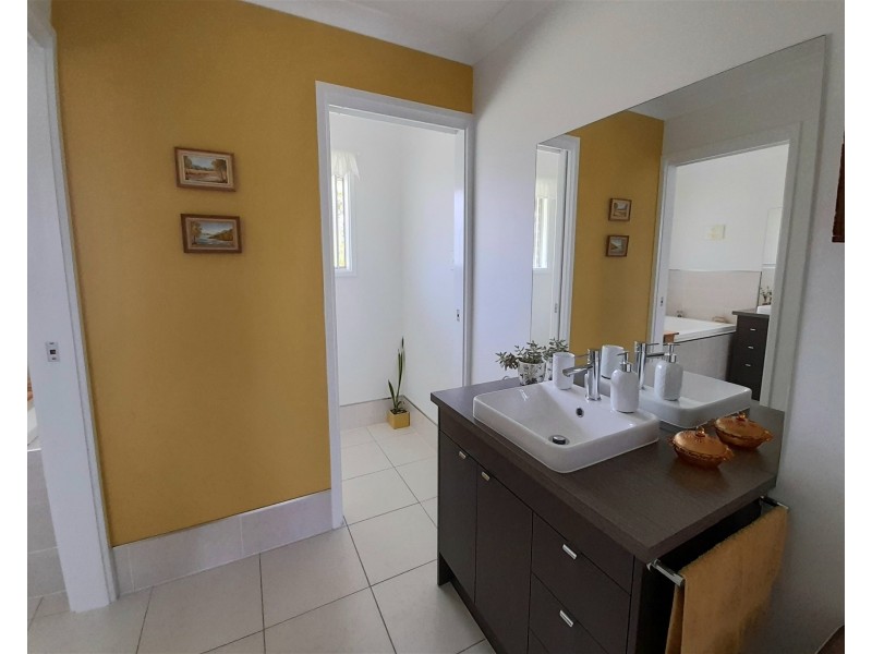 52  Waratah Drive, Yarravel NSW 2440