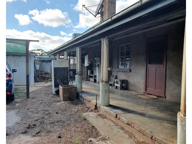 2147 Balumbah-Kinnard Road, Waddikee SA 5640