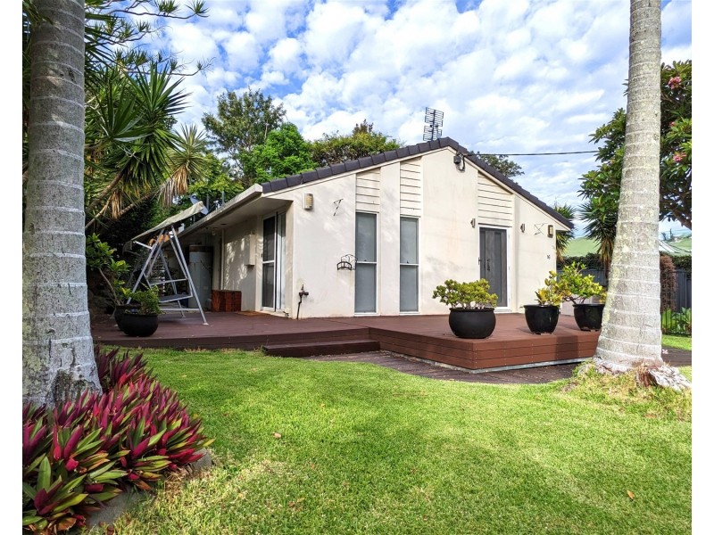 16 Babirra Street, Hope Island QLD 4212