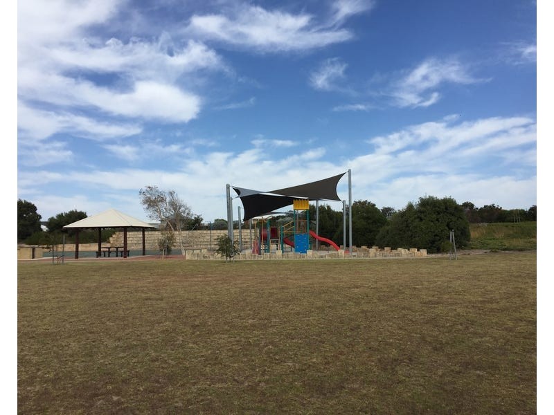 4 Virginia Turn, Madora Bay WA 6210