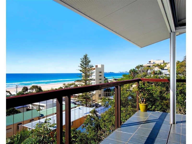 2/5 Barker Street, Currumbin QLD 4223