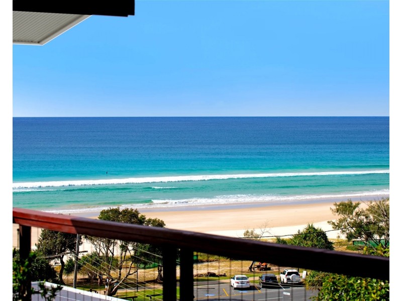 2/5 Barker Street, Currumbin QLD 4223