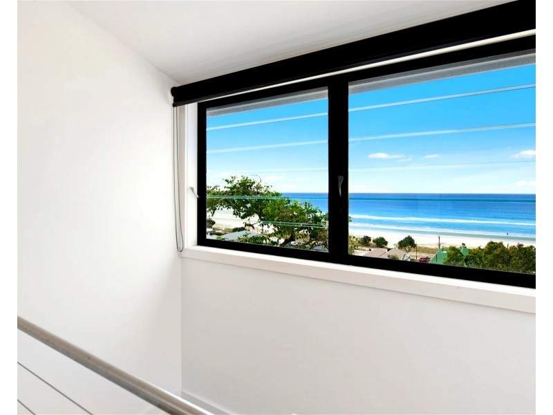 2/5 Barker Street, Currumbin QLD 4223