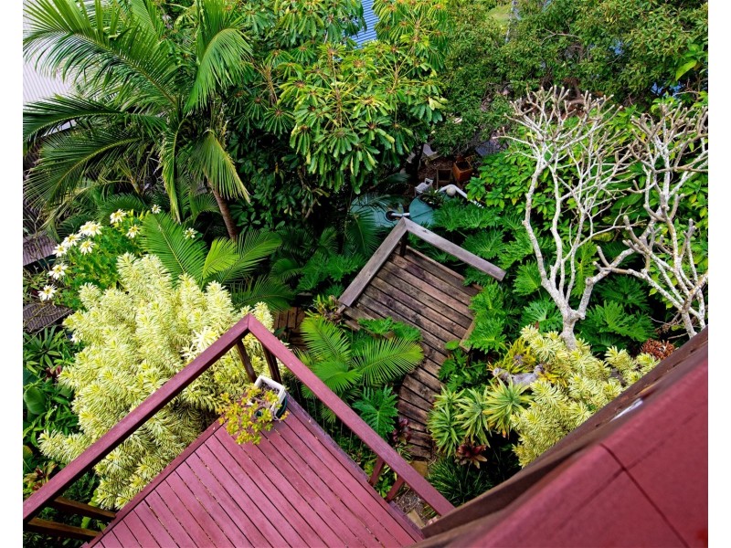 2/5 Barker Street, Currumbin QLD 4223