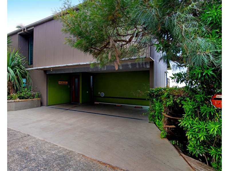 2/5 Barker Street, Currumbin QLD 4223