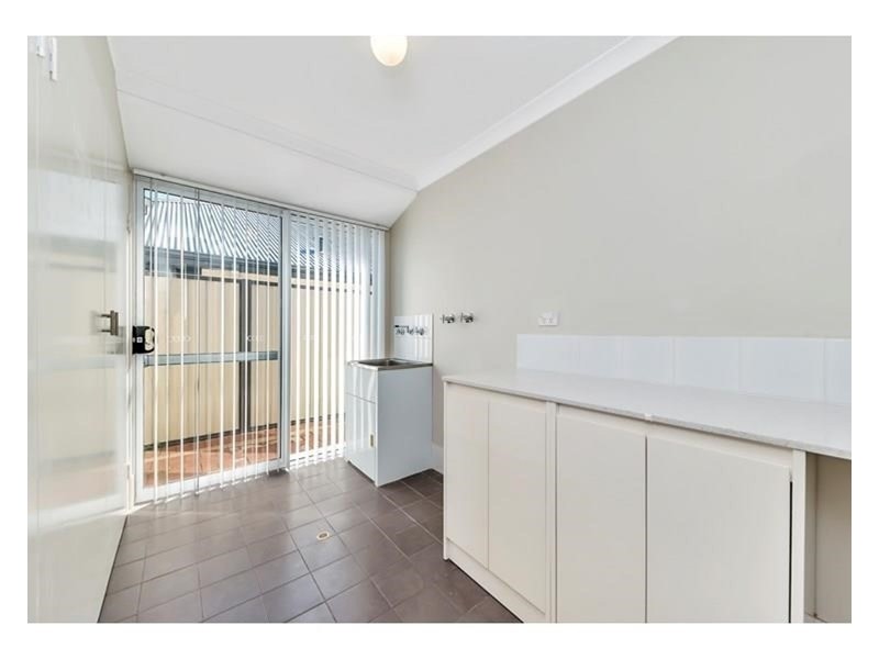 11 Eglinton Terrace, Dudley Park WA 6210