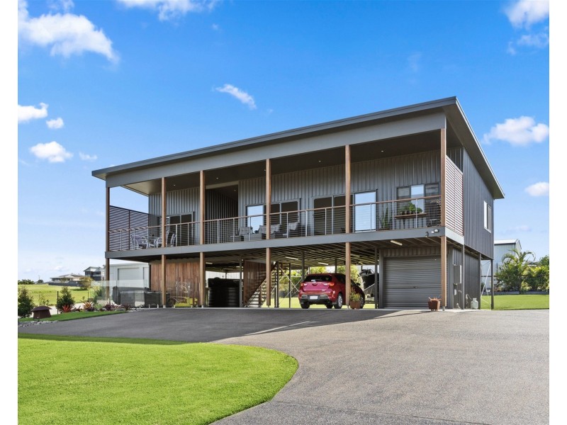 51 Windjammer Circuit, River Heads QLD 4655