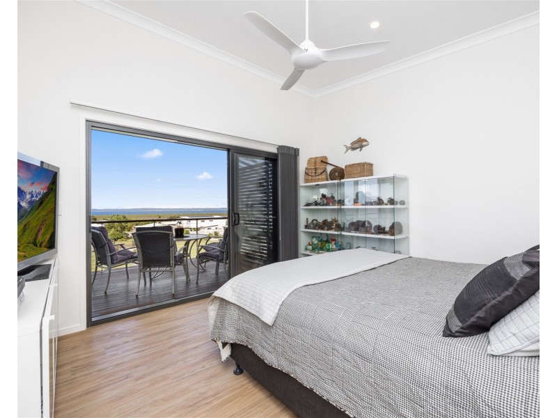 51 Windjammer Circuit, River Heads QLD 4655
