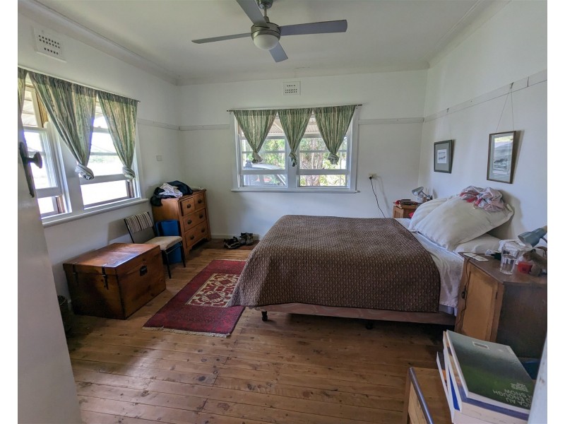 32 Gobondery Street, Trundle NSW 2875