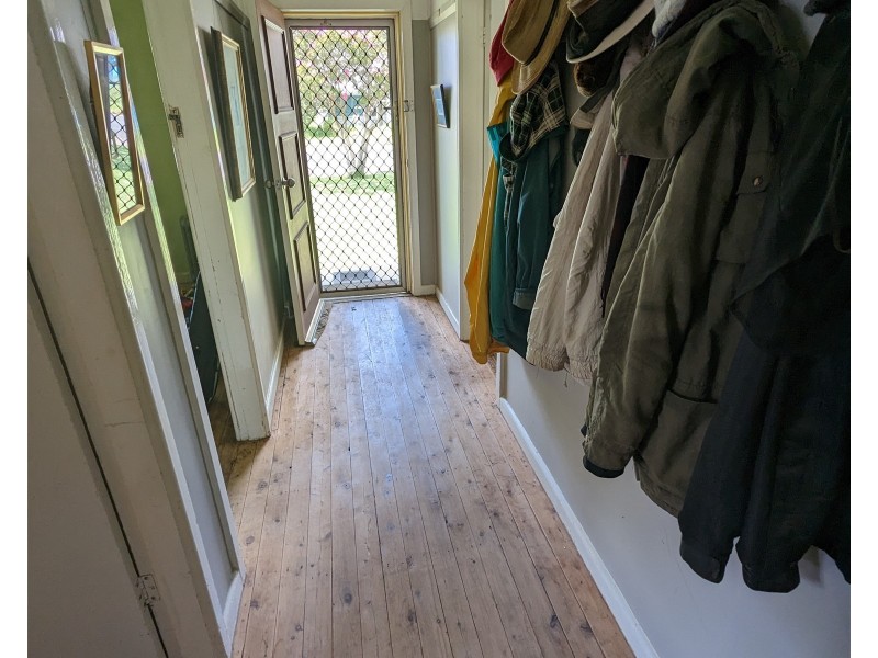 32 Gobondery Street, Trundle NSW 2875