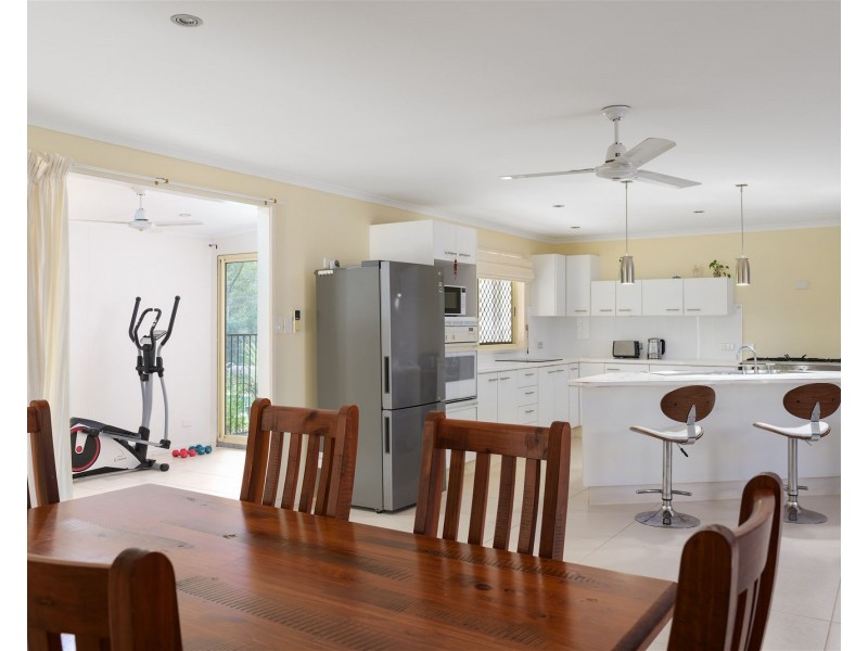 25 Wattle Avenue, Bells Bridge QLD 4570