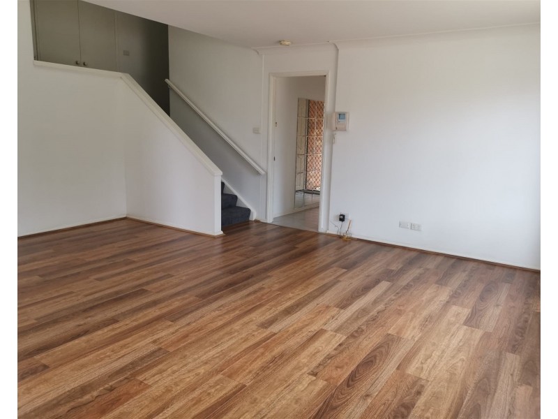 1/15-17 Hart Drive, Constitution Hill NSW 2145