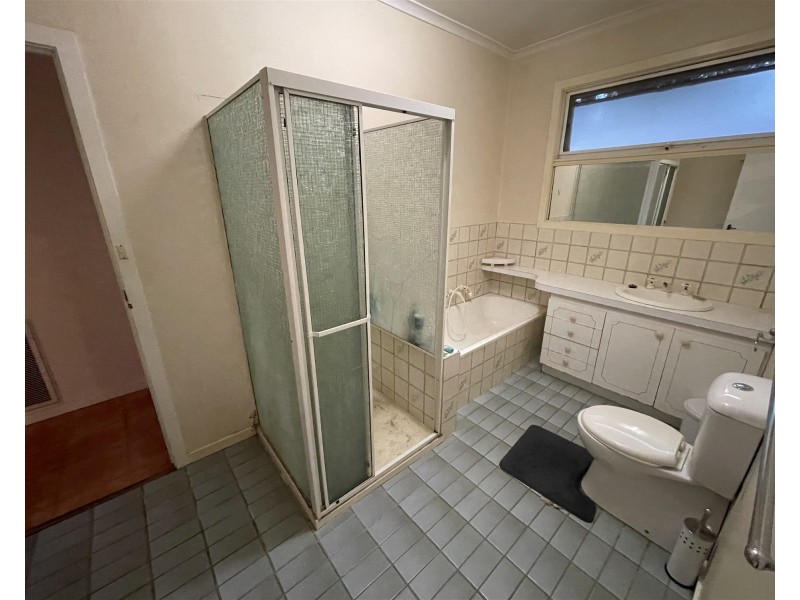 1 Wavell Avenue, Kilsyth VIC 3137