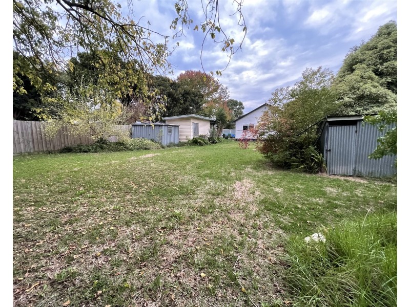 1 Wavell Avenue, Kilsyth VIC 3137