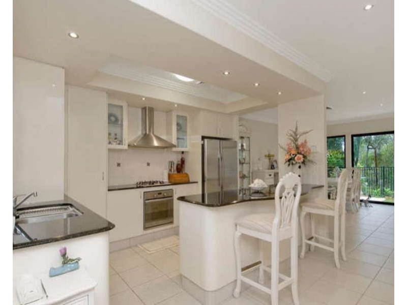 37 Royal Links Drive, Robina QLD 4226