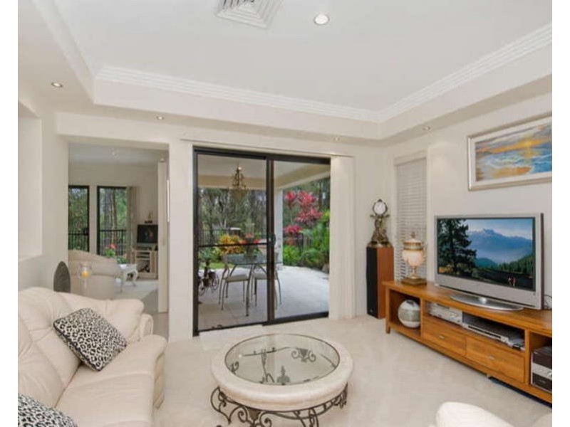 37 Royal Links Drive, Robina QLD 4226