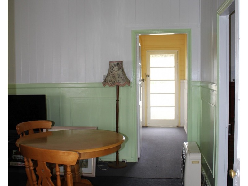 68 Scott Street, Tenterfield NSW 2372