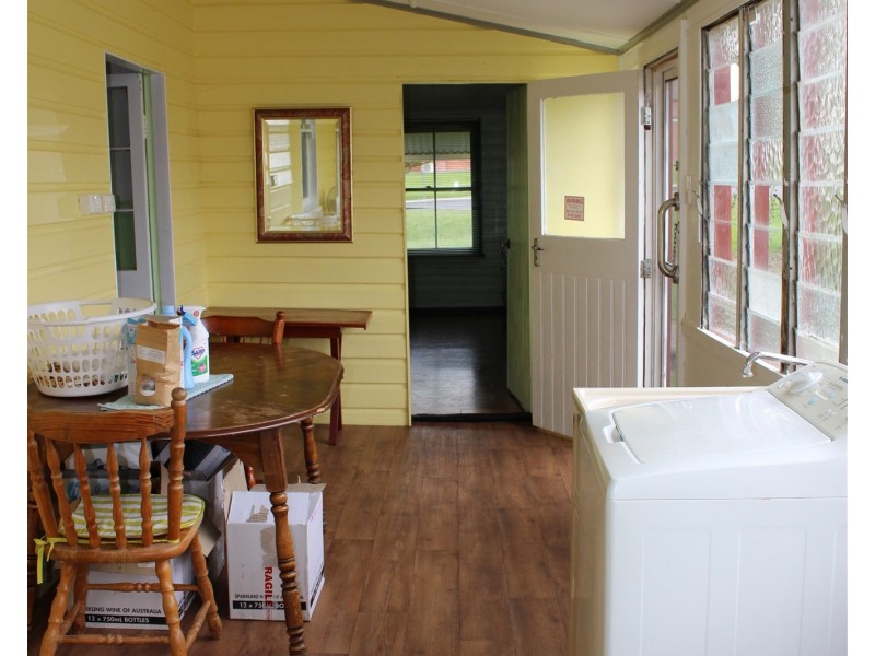 68 Scott Street, Tenterfield NSW 2372