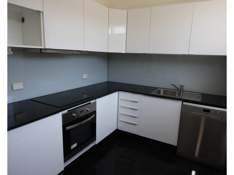 20/18A Ewart Street, Marrickville NSW 2204