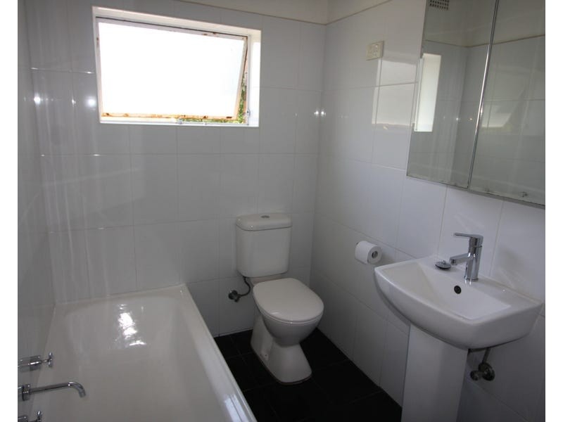 20/18A Ewart Street, Marrickville NSW 2204