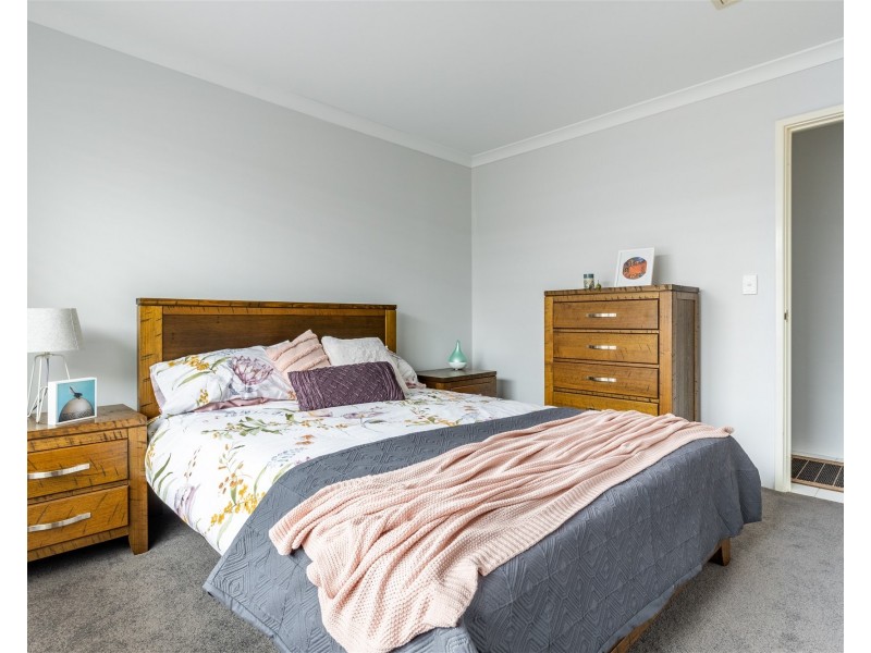 49 Carissa Turn, Halls Head WA 6210