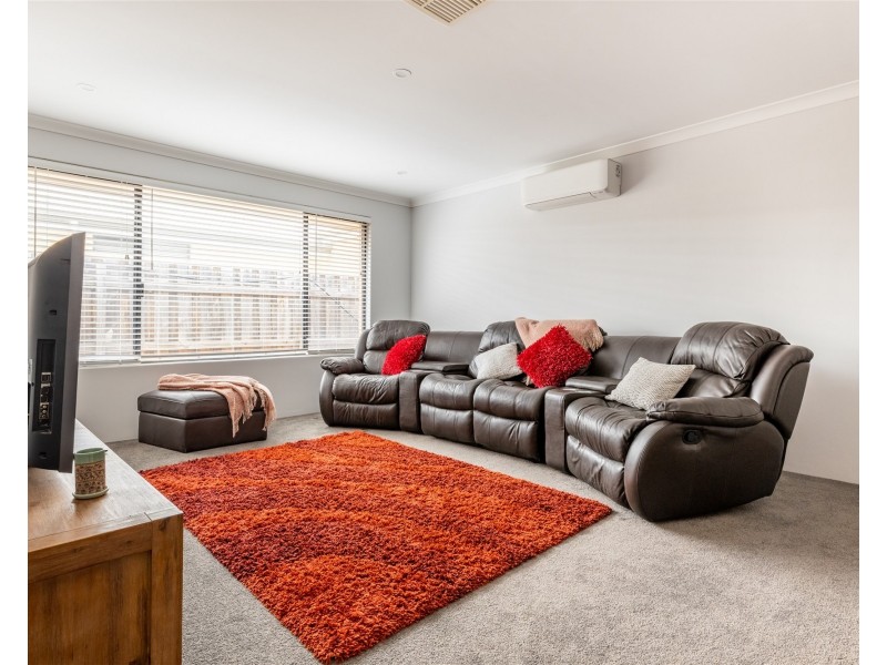 49 Carissa Turn, Halls Head WA 6210