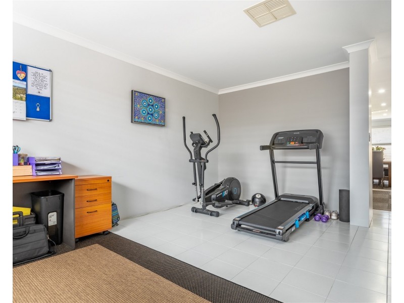 49 Carissa Turn, Halls Head WA 6210