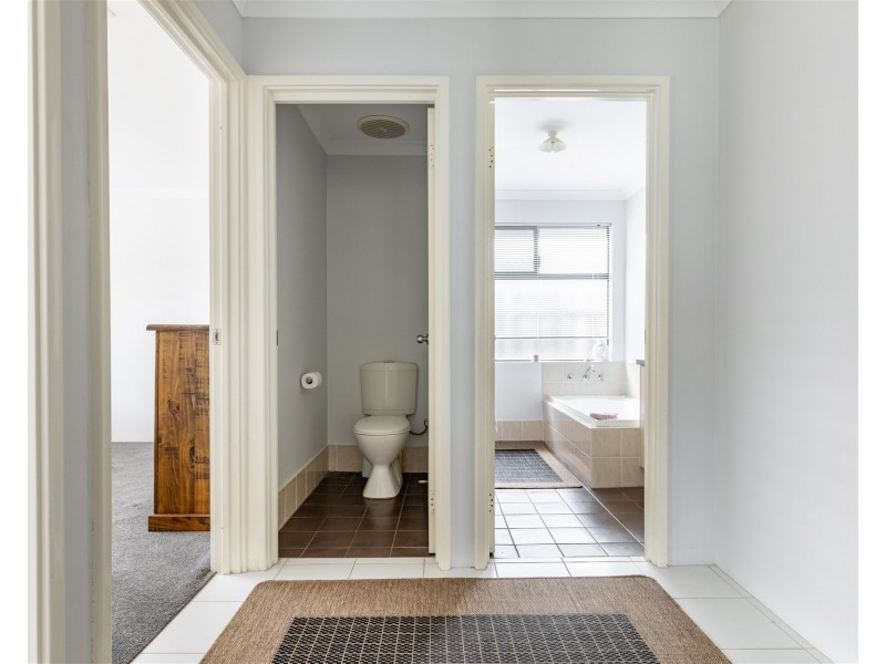 49 Carissa Turn, Halls Head WA 6210