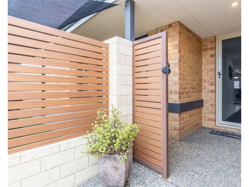 49 Carissa Turn, Halls Head WA 6210