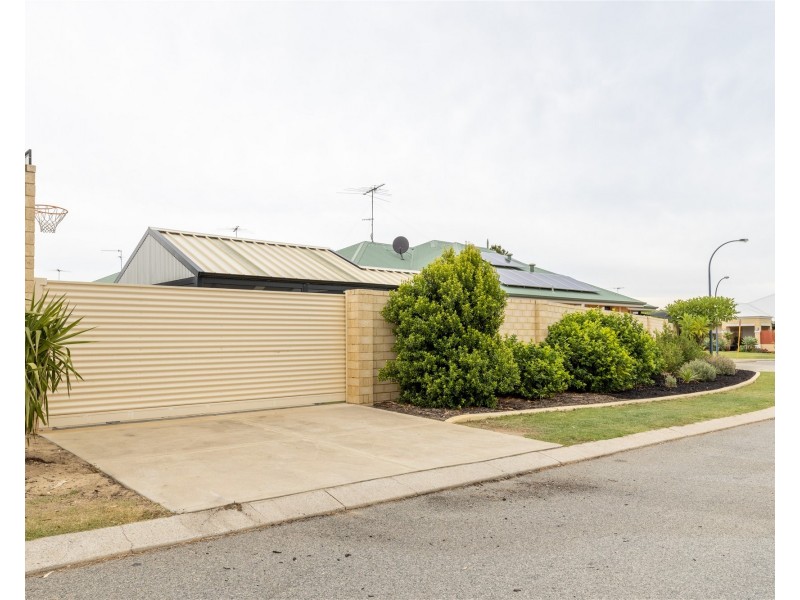 49 Carissa Turn, Halls Head WA 6210