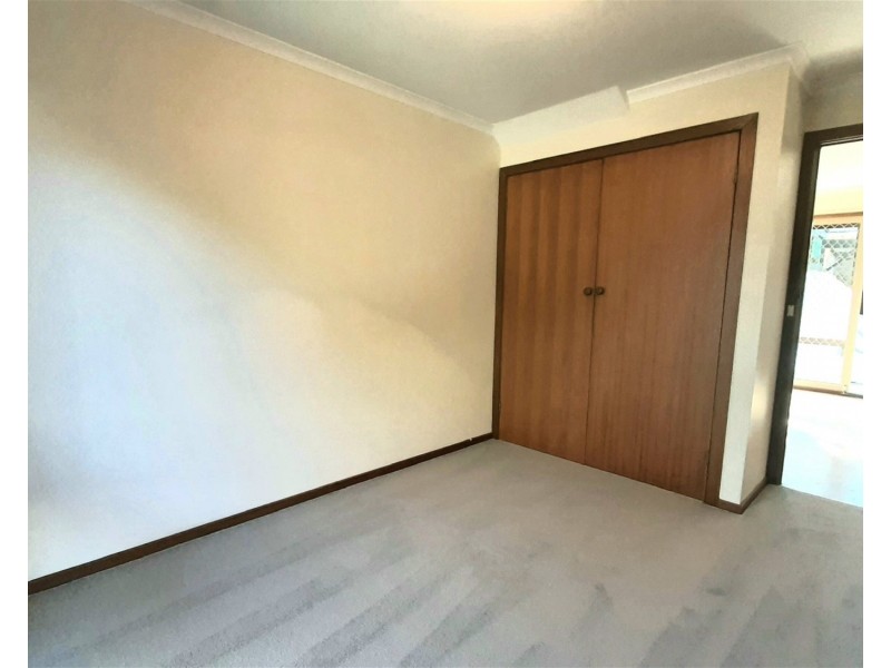 8  Endeavour Court, Lakes Entrance VIC 3909