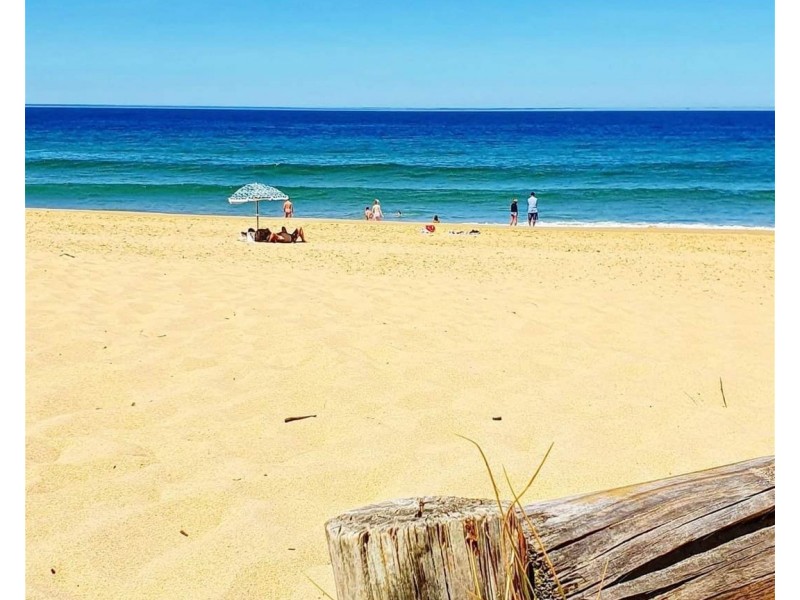 8  Endeavour Court, Lakes Entrance VIC 3909