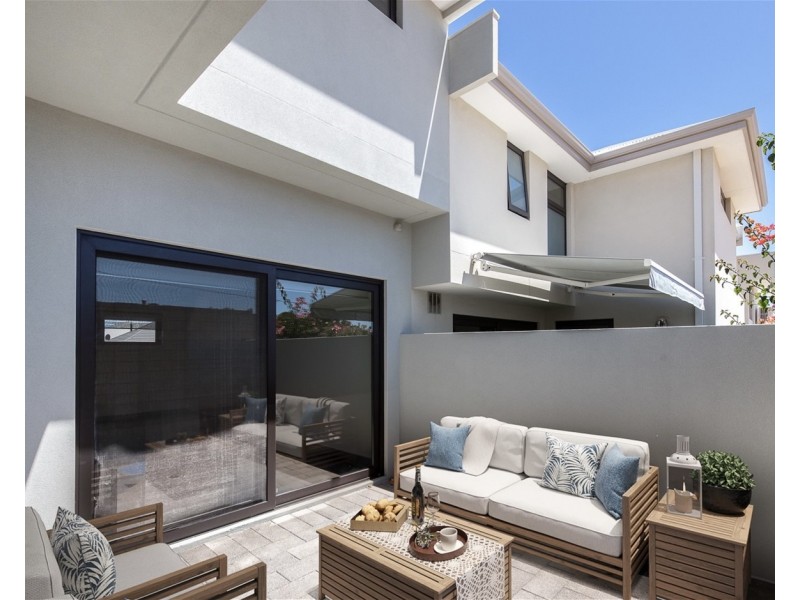 32 Harris Street, Bicton WA 6157