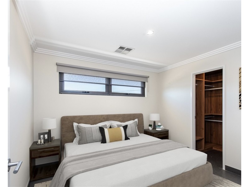 32 Harris Street, Bicton WA 6157
