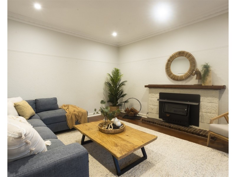 3 Salisbury Street, St James WA 6102