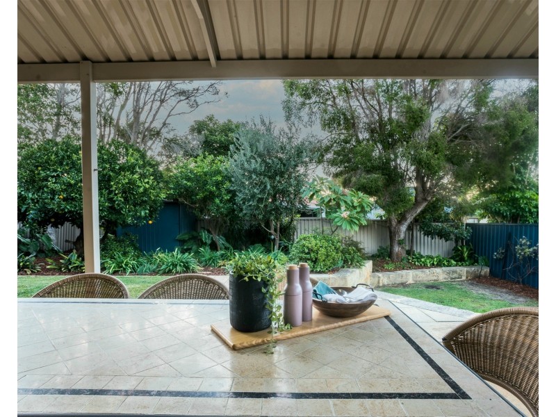 3 Salisbury Street, St James WA 6102