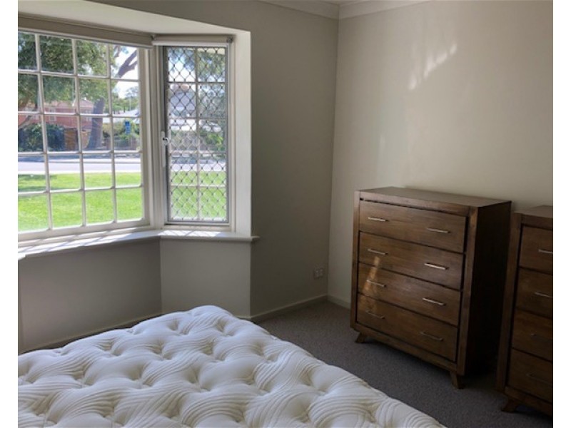 16A Genesta Crescent, Dalkeith WA 6009