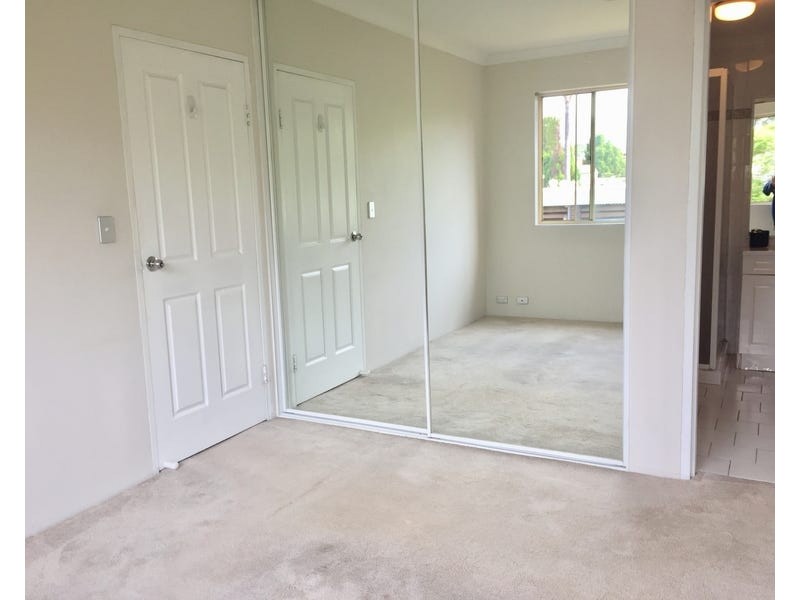 13/6-12 Mansfield Avenue, Caringbah NSW 2229