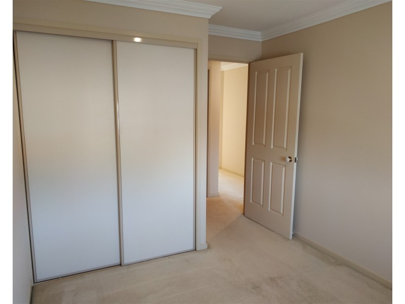 1/14 Phillip St, Labrador QLD 4215