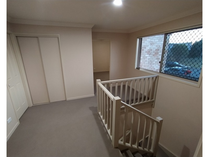 1/14 Phillip St, Labrador QLD 4215