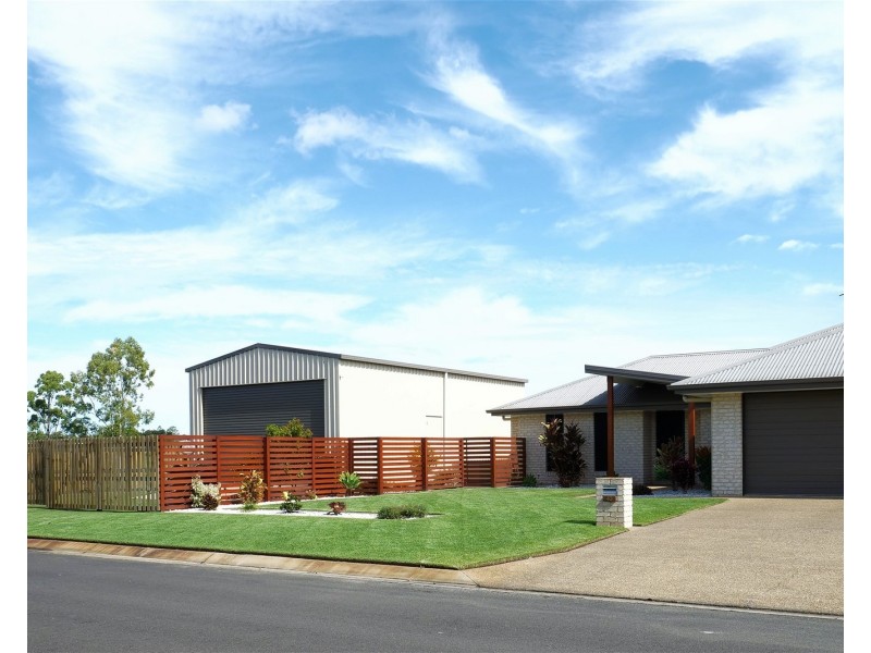 43 Robina Drive, Avoca QLD 4670