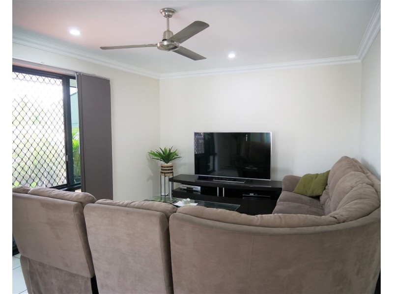 43 Robina Drive, Avoca QLD 4670