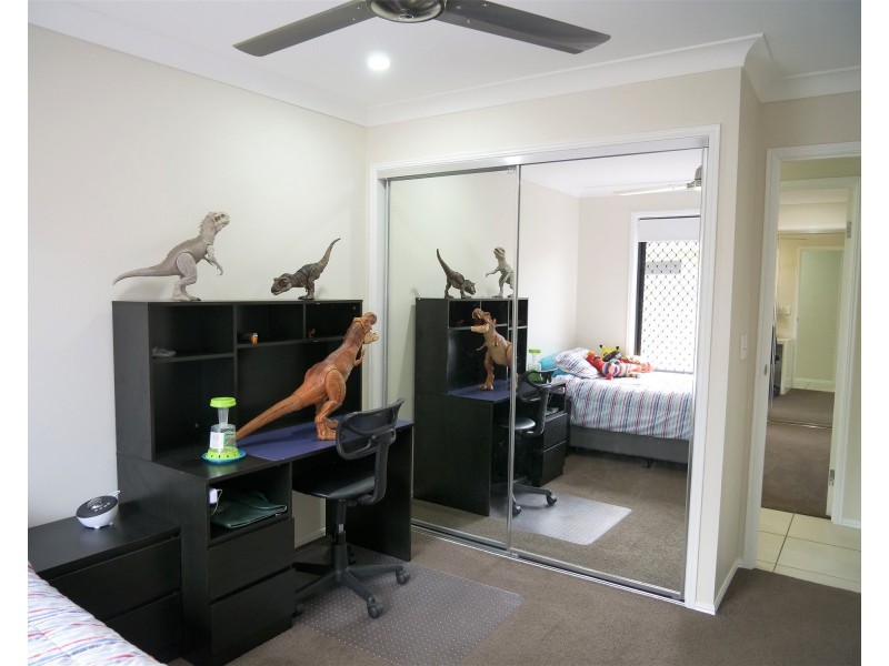 43 Robina Drive, Avoca QLD 4670