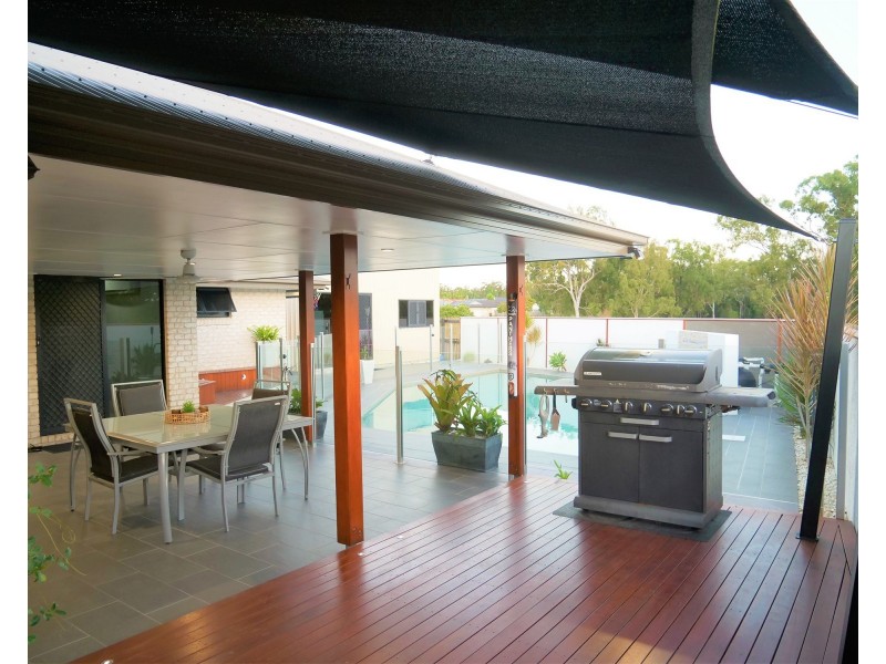 43 Robina Drive, Avoca QLD 4670