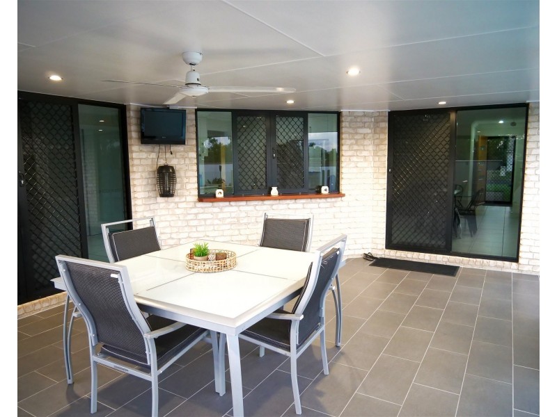 43 Robina Drive, Avoca QLD 4670